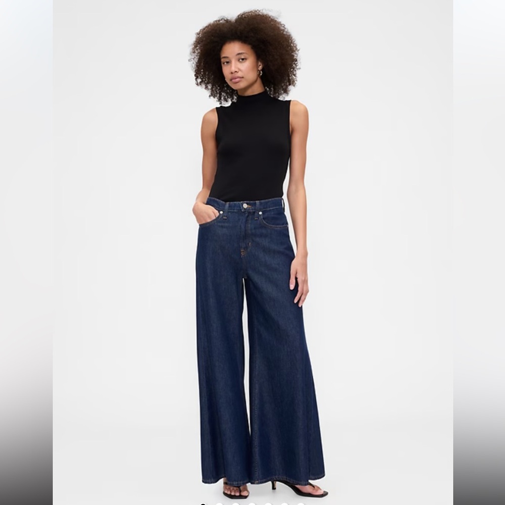 Gap Factory High Rise SuperLight Palazzo Jeans. 30 short. Dark wash. NWT.